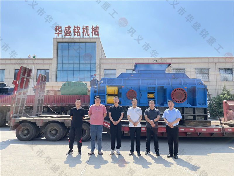 花崗巖制砂用什么設備好？對輥制砂機怎么樣